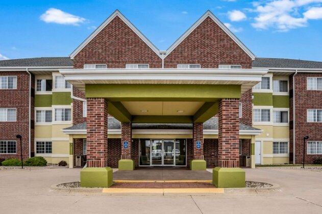 MainStay Suites Cedar Rapids - Photo4