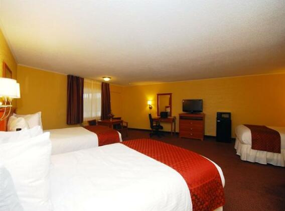 Americas Best Value Inn Center - Photo3