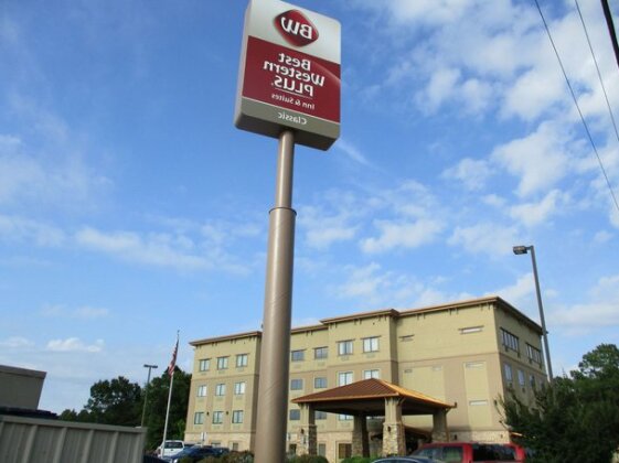 Best Western Plus Classic Inn and Suites - Photo3
