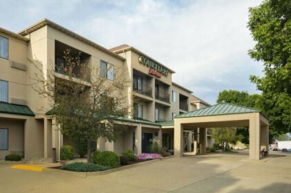 Courtyard by Marriott Champaign