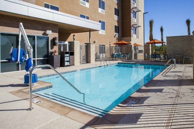 TownePlace Suites by Marriott Phoenix Chandler/Fashion Center - Photo2