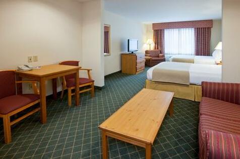 Holiday Inn Express Hotel & Suites Chanhassen - Photo5