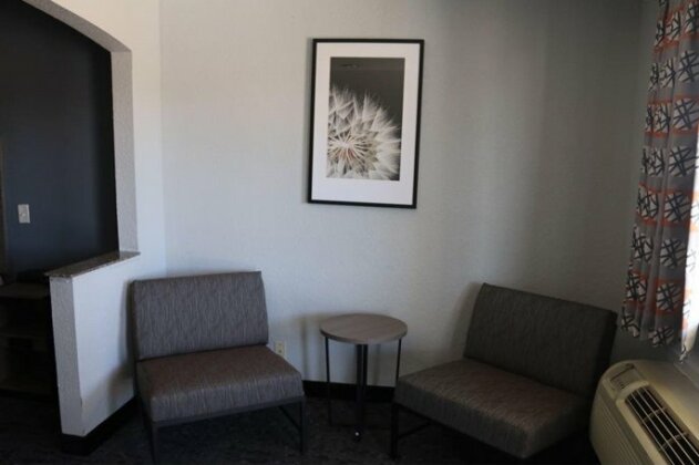 Extended Stay Inn & Suites - Photo5