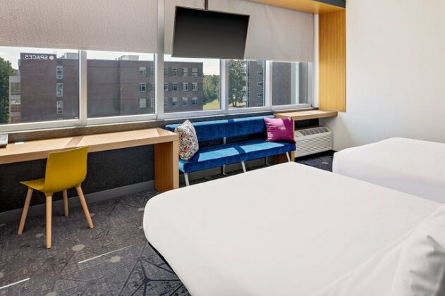 Aloft Chapel Hill - Photo3