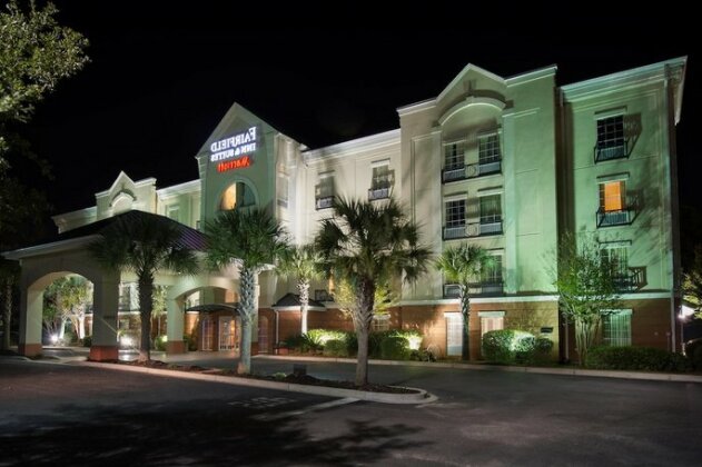 Fairfield Inn & Suites by Marriott Charleston North/Ashley Phosphate - Photo2
