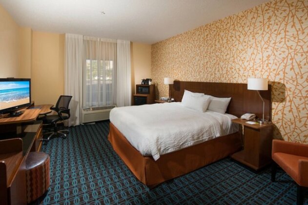 Fairfield Inn & Suites by Marriott Charleston North/Ashley Phosphate - Photo4