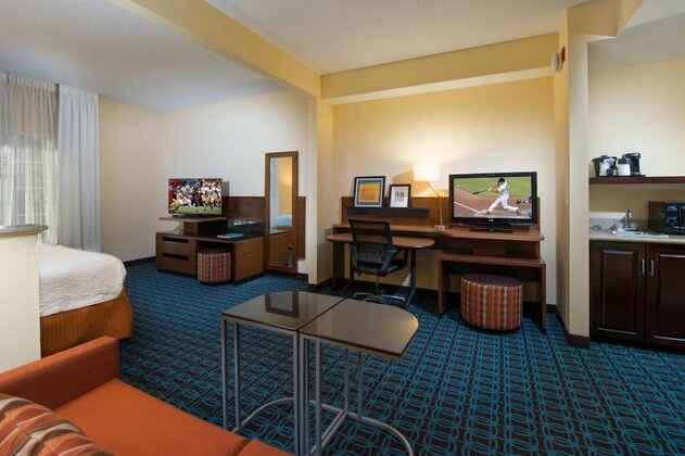 Fairfield Inn & Suites by Marriott Charleston North/Ashley Phosphate - Photo5