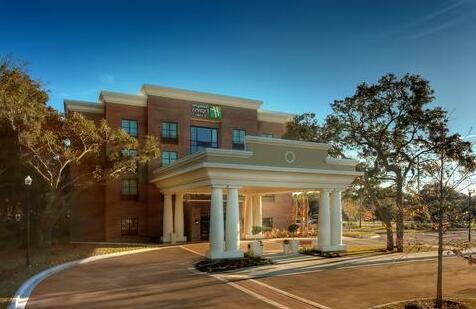 Holiday Inn Express Hotel & Suites Mount Pleasant - Charleston - Photo3