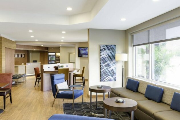TownePlace Suites by Marriott Charleston-North Charleston - Photo3