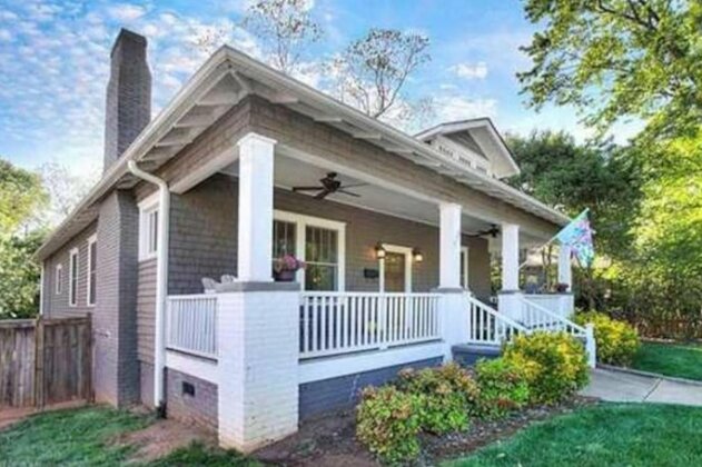 Charming home historic district walk to the city