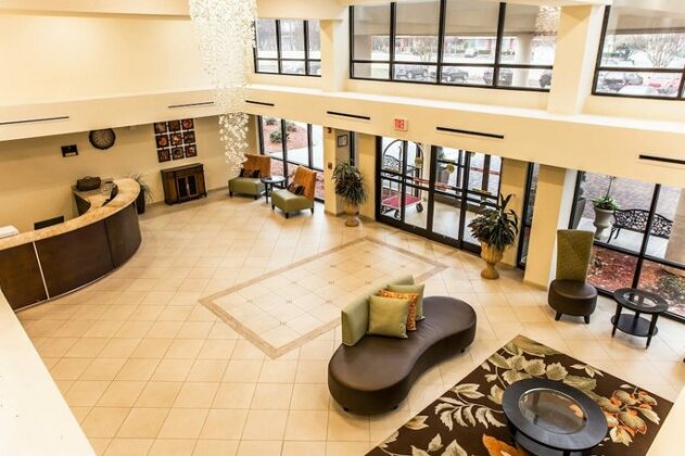 Clarion Hotel Charlotte Airport & Conference Center - Photo3
