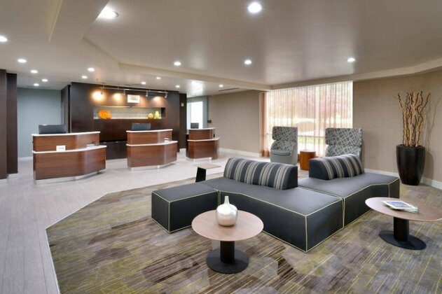 Courtyard by Marriott Charlotte Airport/Billy Graham Parkway - Photo5