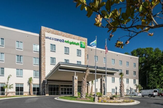 Holiday Inn Express & Suites - Charlotte Airport