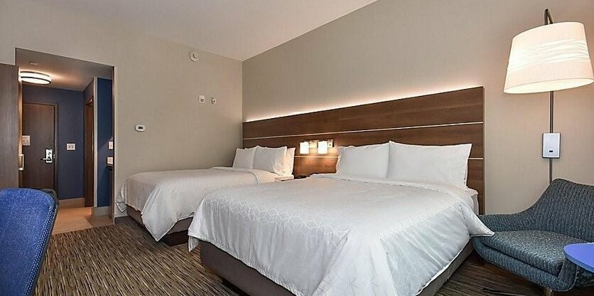 Holiday Inn Express & Suites Charlotte - Ballantyne - Photo4