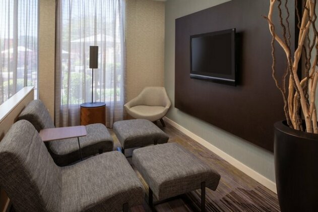 Courtyard by Marriott Chattanooga at Hamilton Place - Photo4