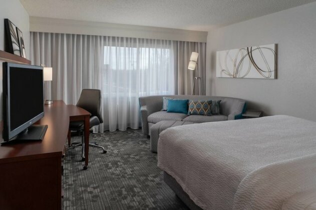 Courtyard by Marriott Chattanooga at Hamilton Place - Photo5