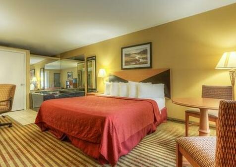 Howard Johnson by Wyndham Chattanooga Lookout Mountain - Photo3