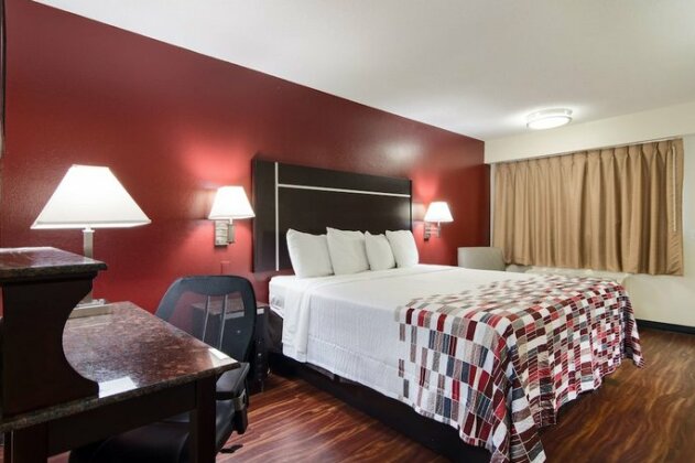 Red Roof Inn Chattanooga Airport - Photo2