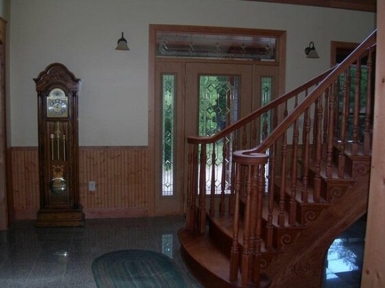 Ninemile Point Bed & Breakfast - Photo2