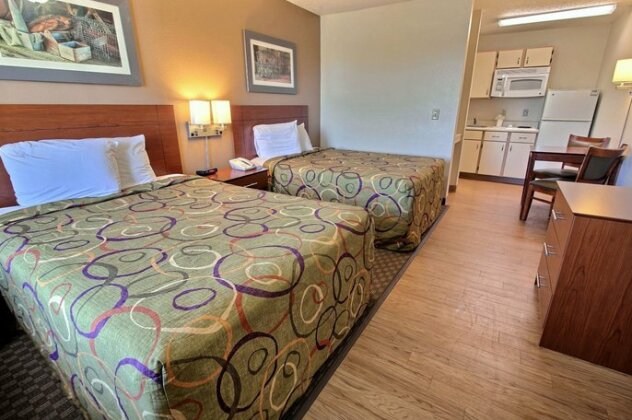InTown Suites Extended Stay Chesapeake/ I-64 - Photo4