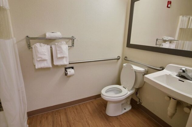 InTown Suites Extended Stay Chesapeake/ I-64 - Photo5