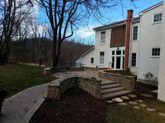 Mountain Home Bed & Breakfast - Photo2