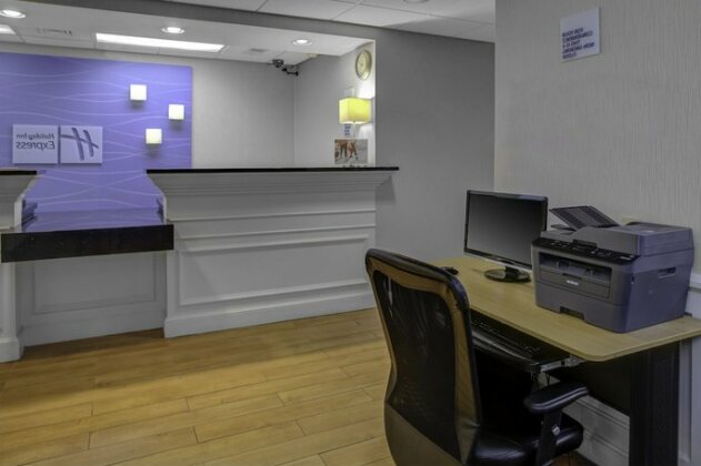 Holiday Inn Express - Chester - Photo3