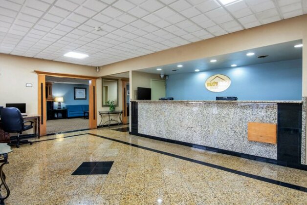 Suburban Extended Stay Hotel Chester - Photo3