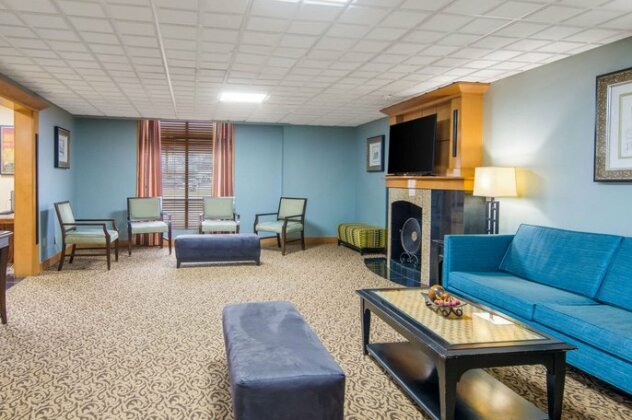 Suburban Extended Stay Hotel Chester - Photo5
