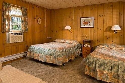 Pine Tree Motel & Cabins - Photo4