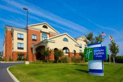Holiday Inn Express Hotel & Suites Chestertown