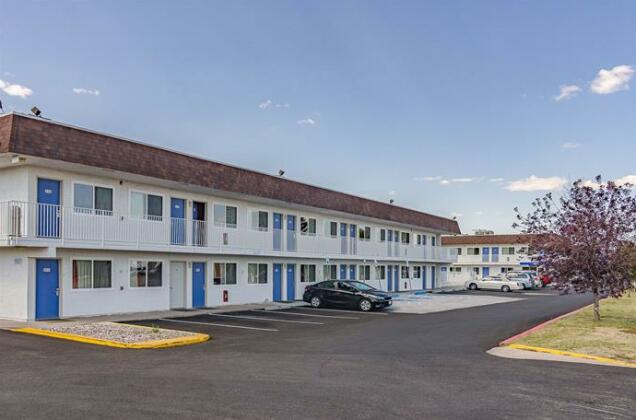 Motel 6 Cheyenne - Photo4