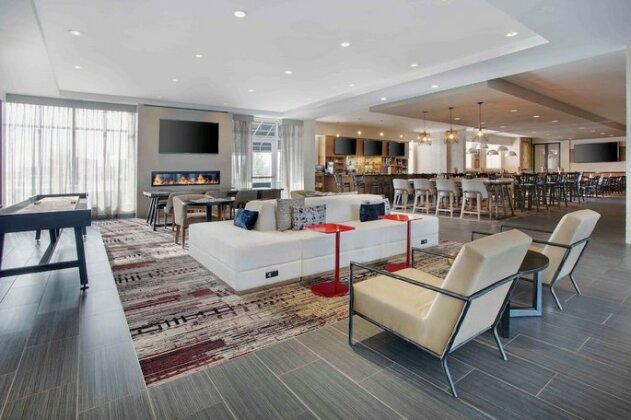 DoubleTree by Hilton Chicago Midway Airport IL - Photo3