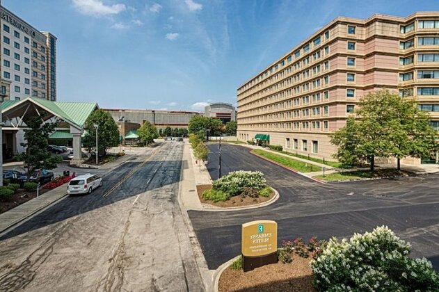 Embassy Suites Chicago - O'Hare Rosemont - Photo2