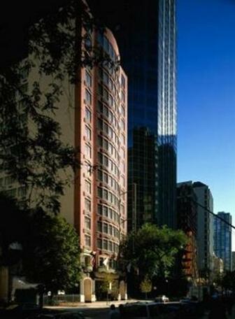 Fairfield Inn & Suites Chicago Downtown/Magnificent Mile - Photo2