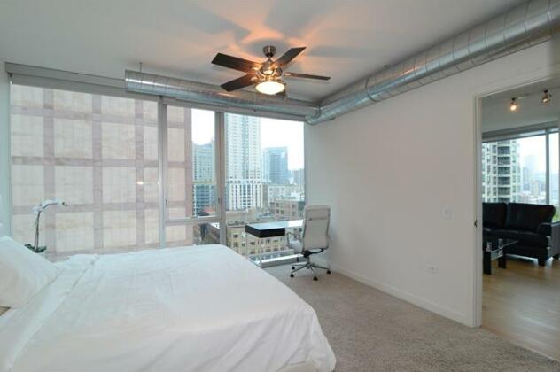 Furnished Suites in the Heart of River North - Photo4
