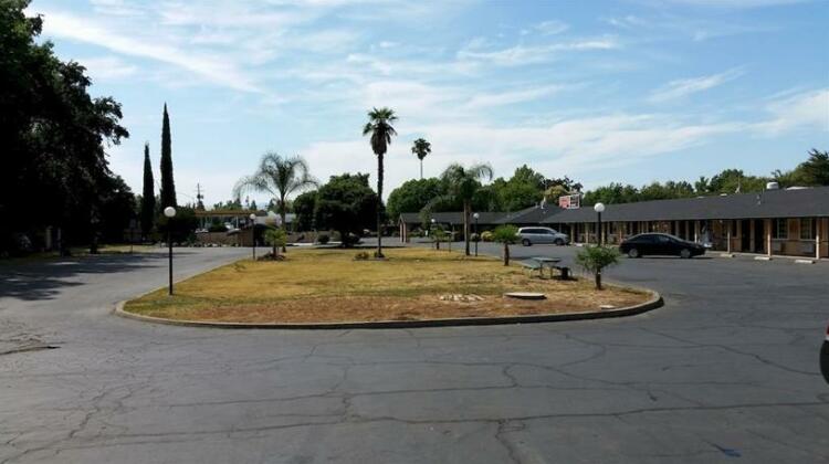 Town House Motel Chico - Photo4