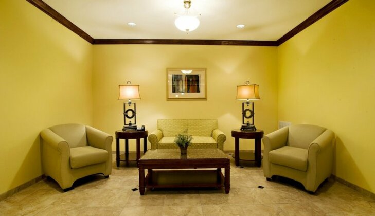 Holiday Inn Express Childress - Photo3