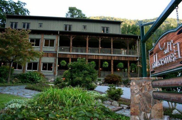The Esmeralda Inn at Lake Lure