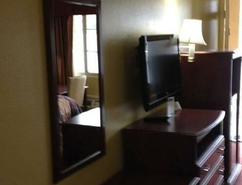 Red Roof Inn Chipley - Photo4