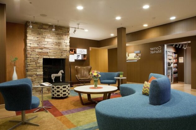 Fairfield Inn and Suites by Marriott Cincinnati Eastgate - Photo2