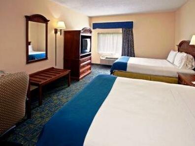 Holiday Inn Express Hotel & Suites Cincinnati-I-75 Mitchell Ave - Photo4