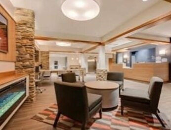 Microtel Inn & Suites by Wyndham Clarion - Photo3