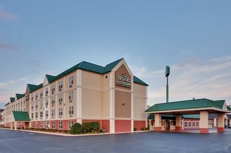 Country Inn & Suites by Radisson Clarksville TN - Photo2