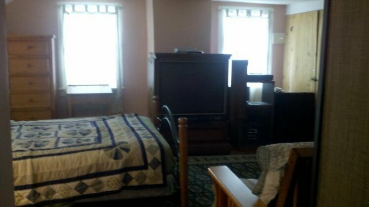 1805 House Bed & Breakfast - Photo3