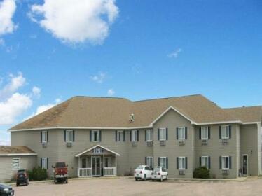 Clear Lake Hotel & Suites