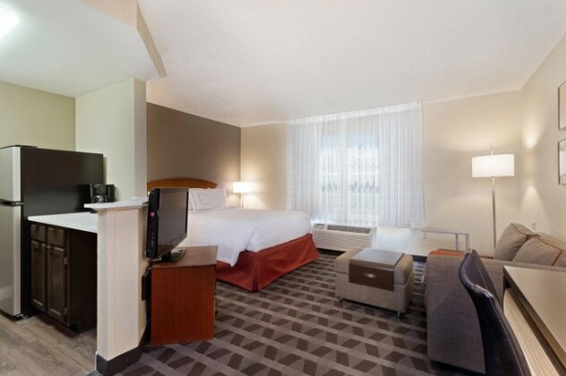 TownePlace Suites by Marriott St Petersburg Clearwater - Photo3