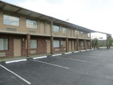 Red Roof Inn & Suites Cleveland TN