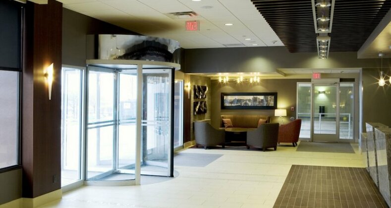 DoubleTree by Hilton Cleveland/Downtown Lakeside - Photo3