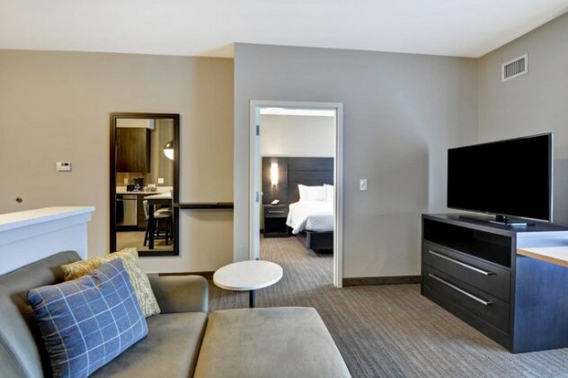 Residence Inn by Marriott Cleveland Airport/Middleburg Heights - Photo3